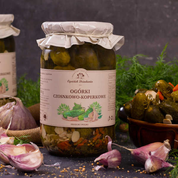 Ogórki czosnkowo-koperkowe